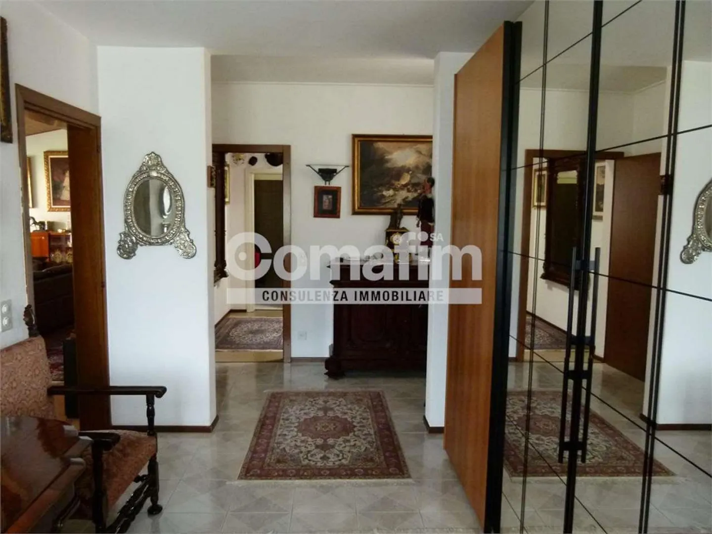 À Capolago, nous vendons une maison avec "Praticité et espace" - Photo 3 sur 13