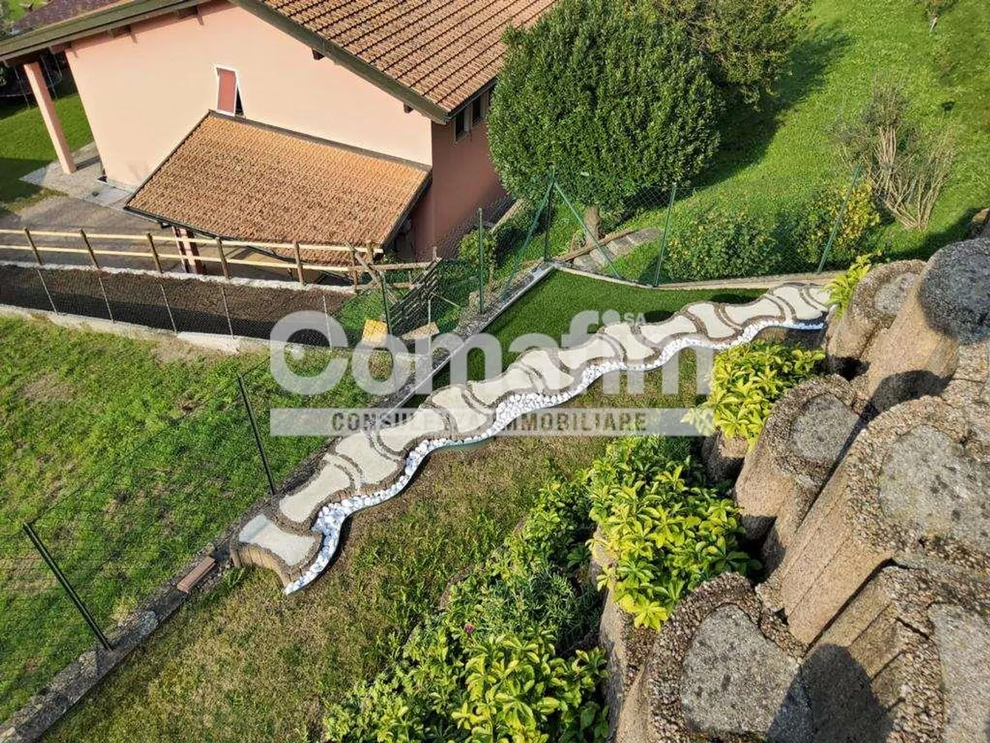 À Capolago, nous vendons une maison avec "Praticité et espace" - Photo 11 sur 13