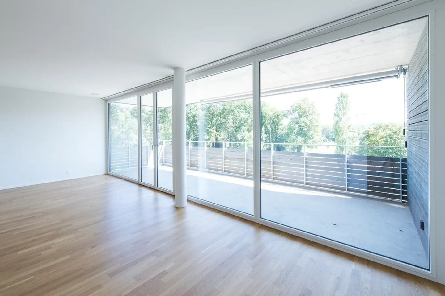 Modernes 2.5-Zimmer-Apartment - Foto 2 von 7