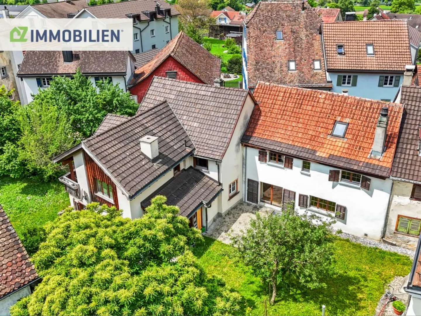 Una casa piena di vita nel cuore della Bündner Herrschaft - Foto 1 di 30