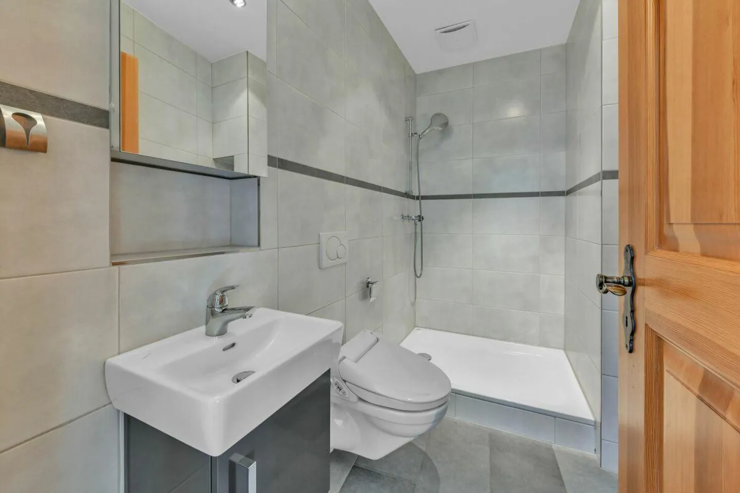 Una casa piena di vita nel cuore della Bündner Herrschaft - Foto 7 di 30