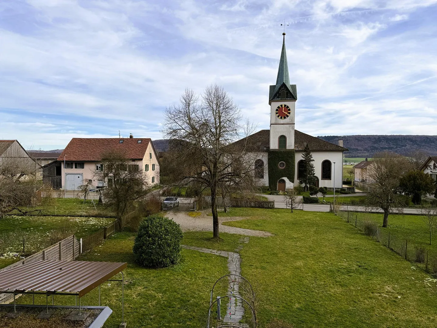 Grosszügiges Haus mit Scheune und Land - Foto 20 von 20