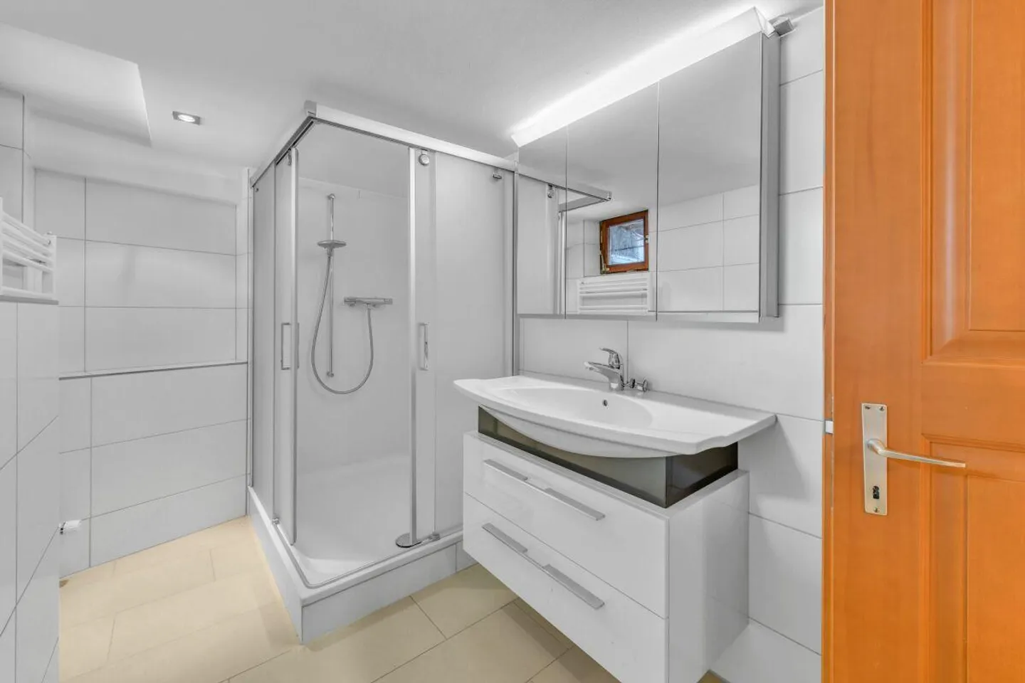 Una casa piena di vita nel cuore della Bündner Herrschaft - Foto 11 di 30