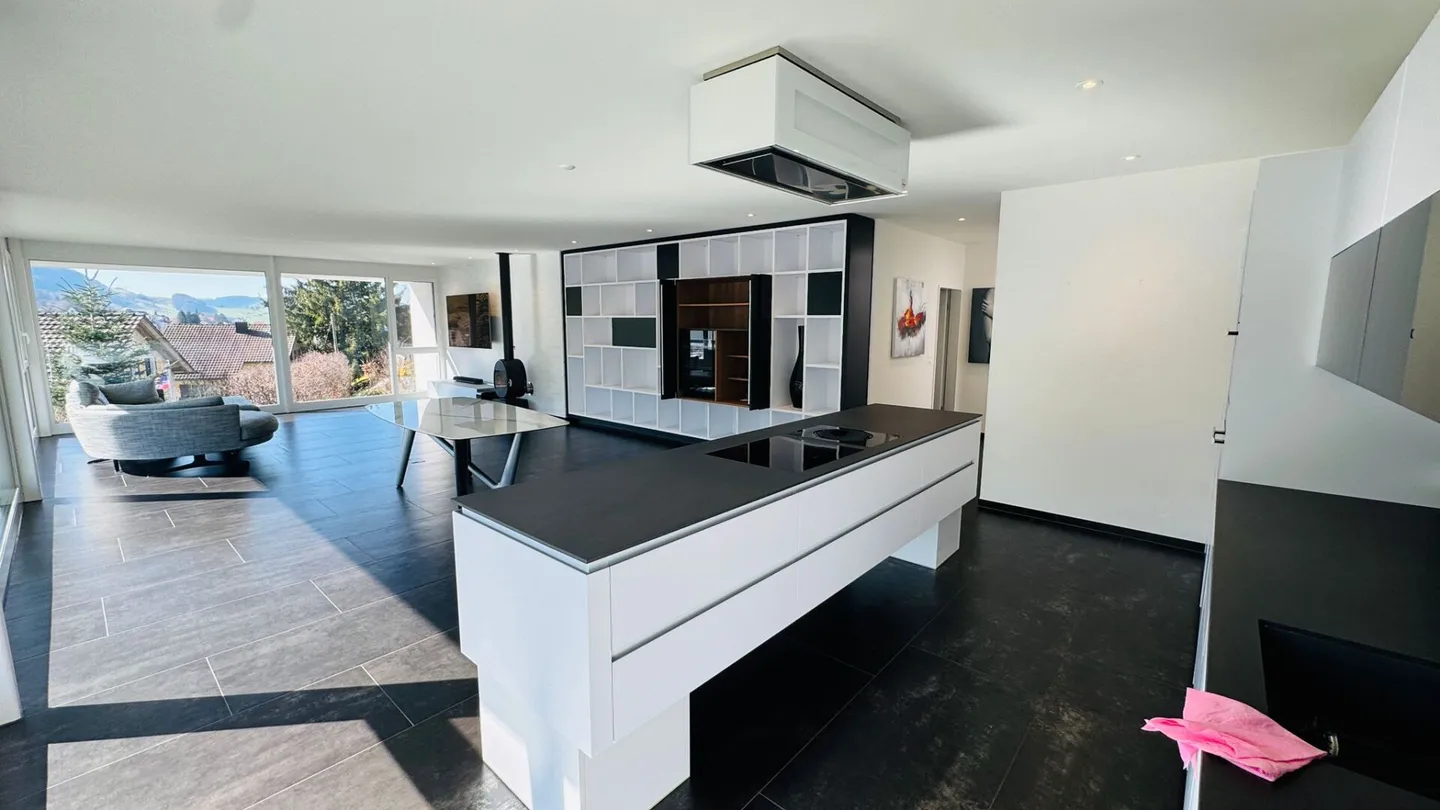 Maison Design Lumineuse avec Spa - Photo 11 sur 22