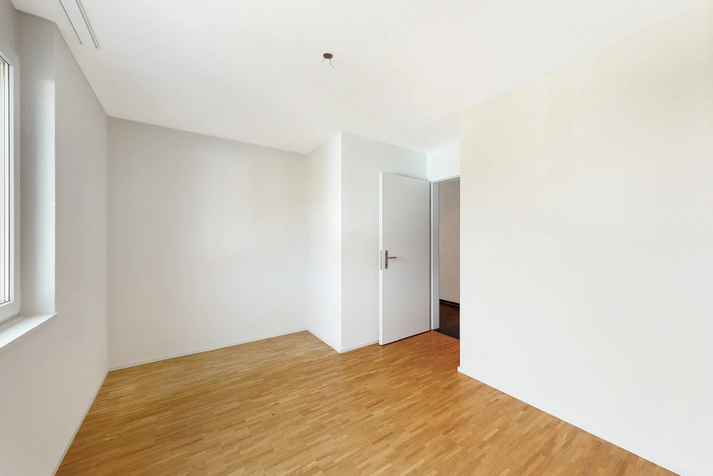 Modernes Erdgeschoss-Apartment - Foto 7 von 11