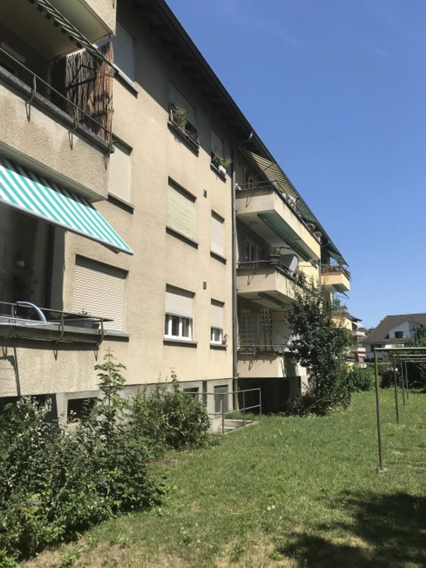 Mischgenutztes Gebäude mieten - Foto 1 von 1