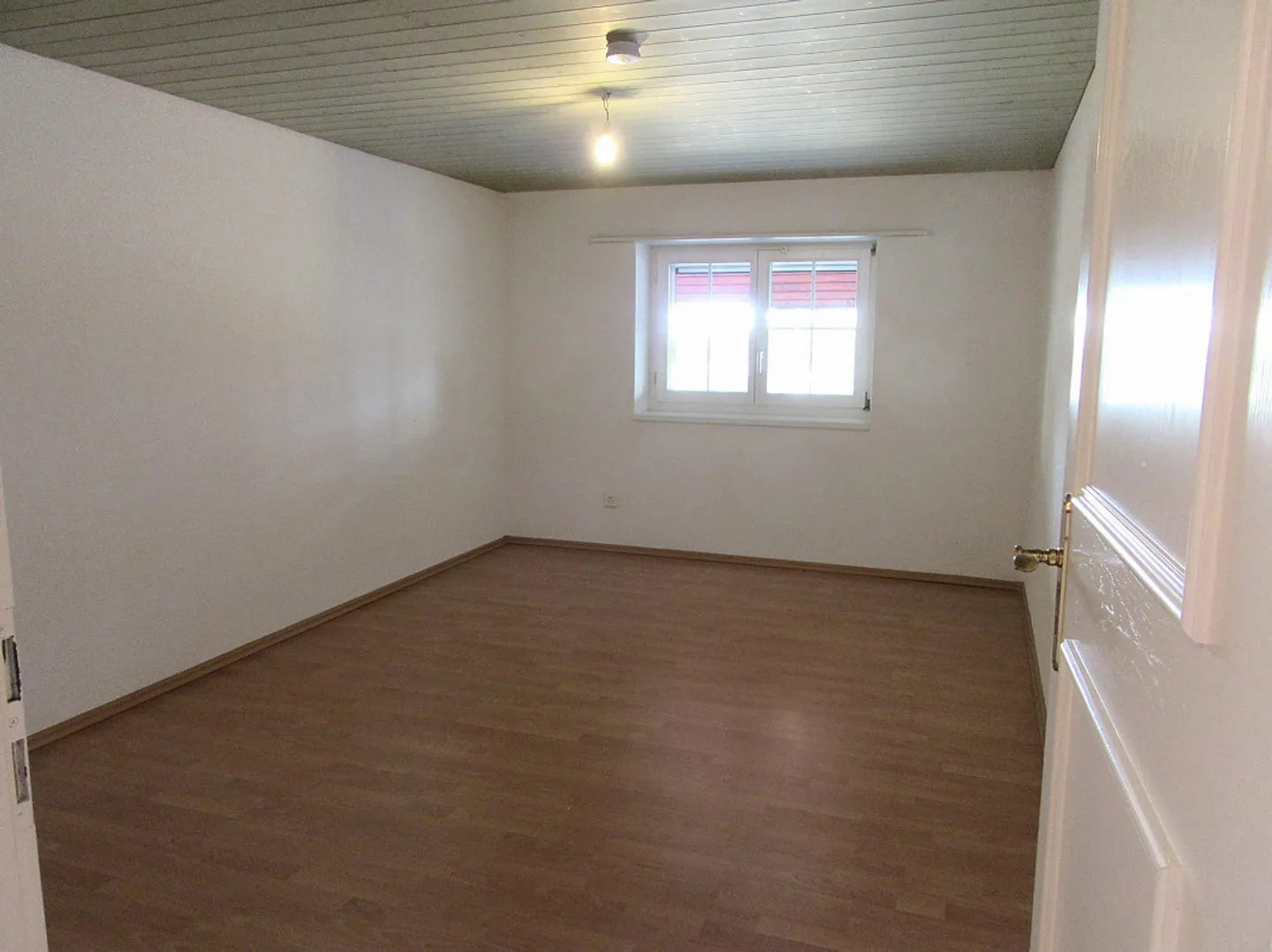 Living on two floors with large balcony - Photo 8 of 10