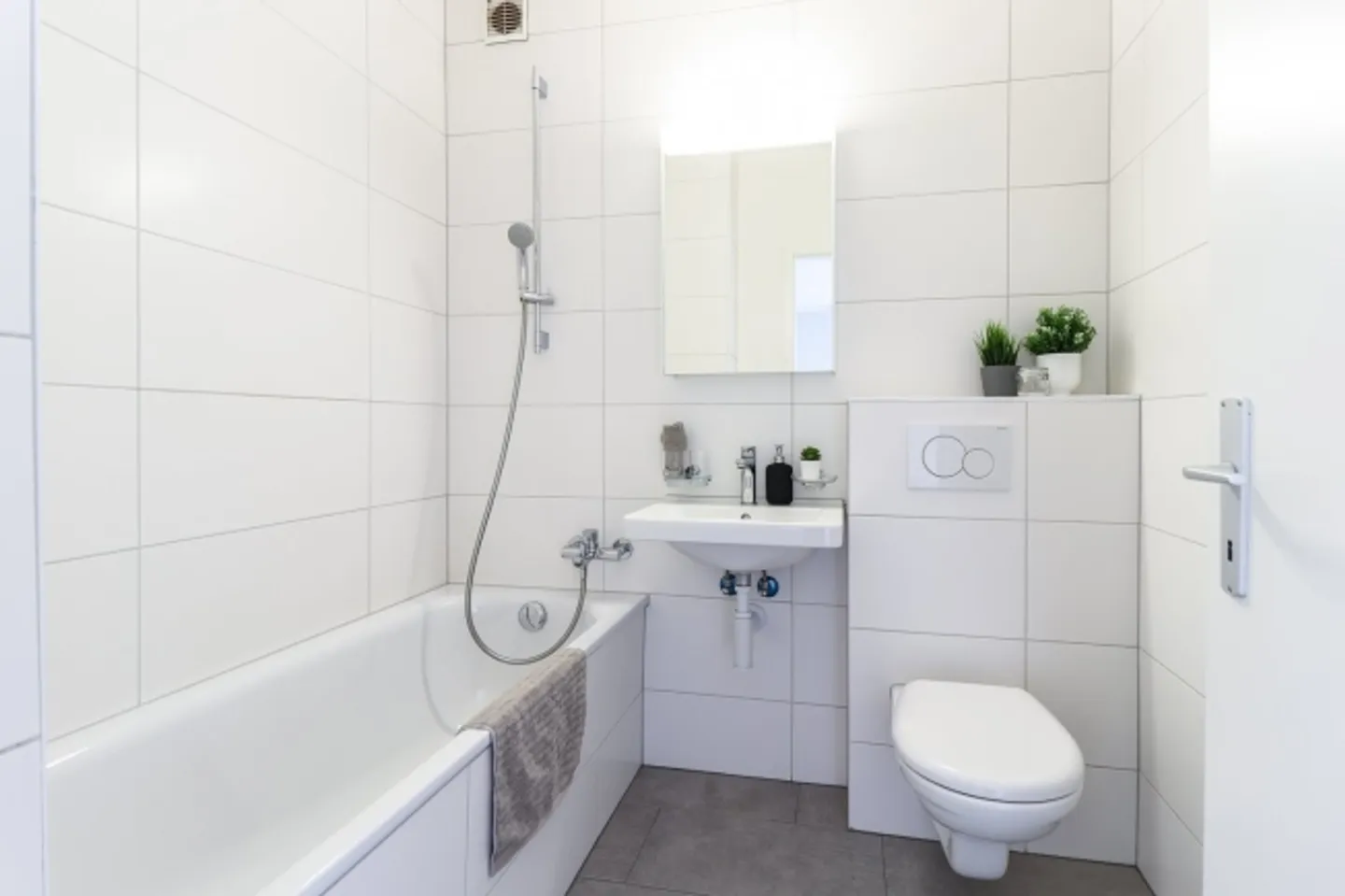 New home? - We have something for you! - Photo 7 of 10