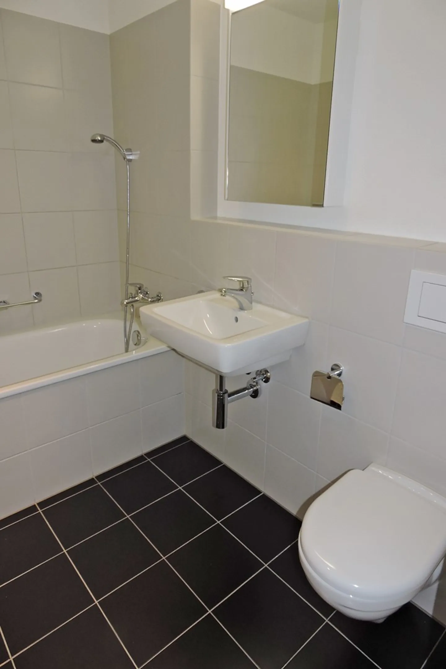 Apartment for rent - Photo 5 of 5