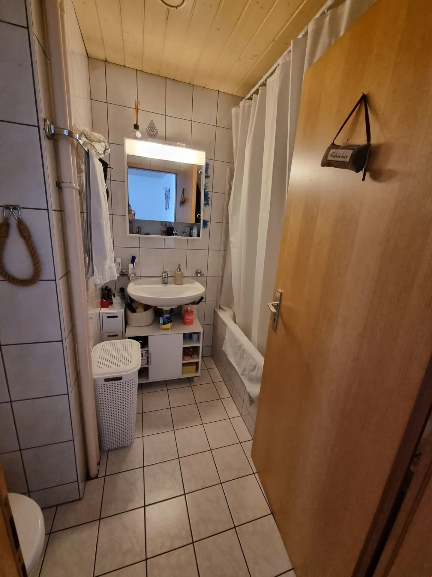 Spacious 2.5 Room with Concierge - Photo 8 of 17