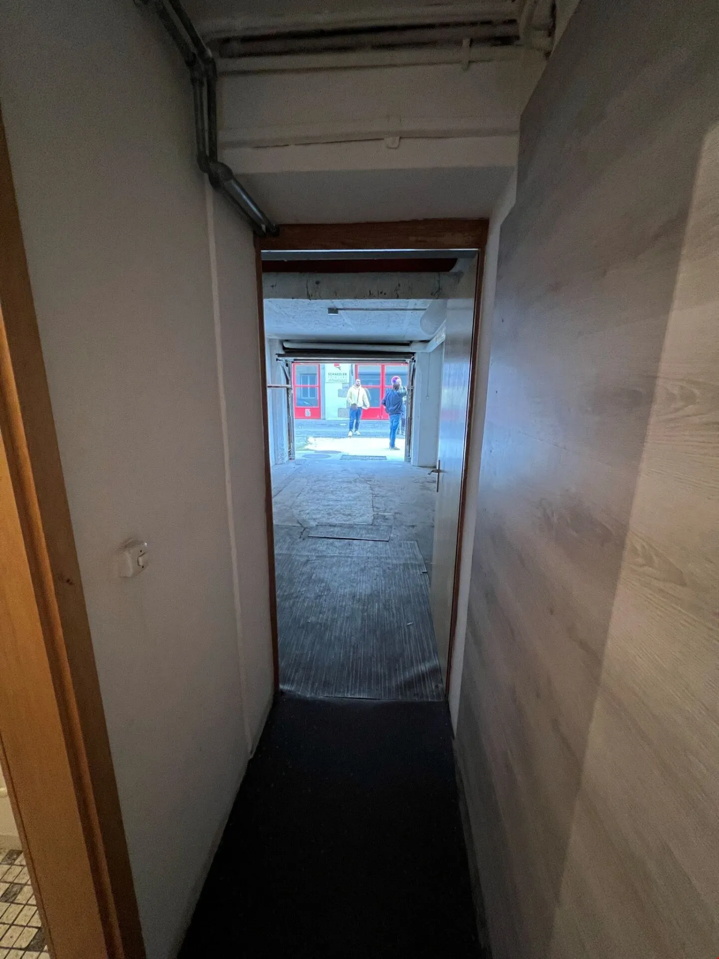 Spacious 2.5 Room with Concierge - Photo 11 of 17