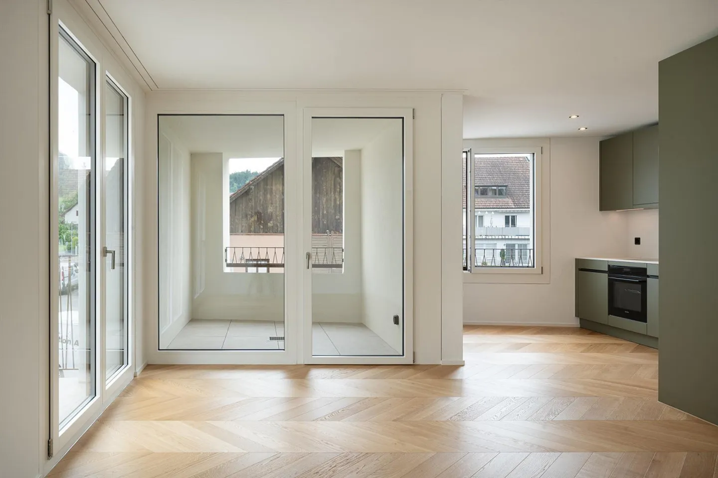 Modern 3.5-room apartment in an attractive new construction project - Photo 2 of 8