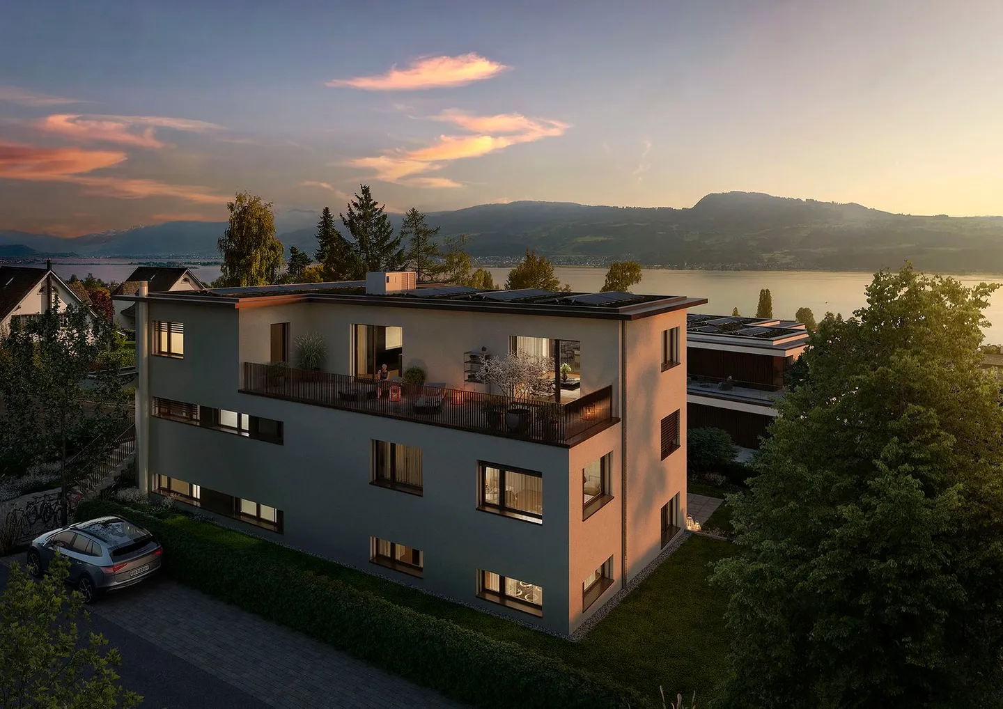 Ampio appartamento attico di 4,5 locali con 173 m2 di superficie abitabile, maisonette, vista panoramica sul lago e sulle montagne - Foto 5 di 12