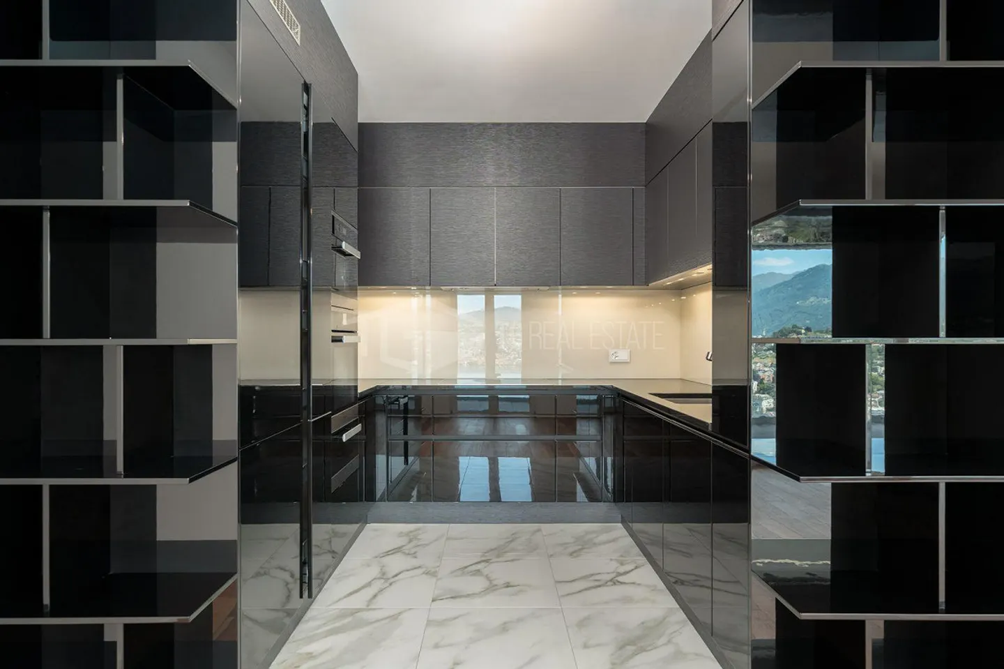 Exklusives Apartment mit Seeblick - Foto 3 von 16