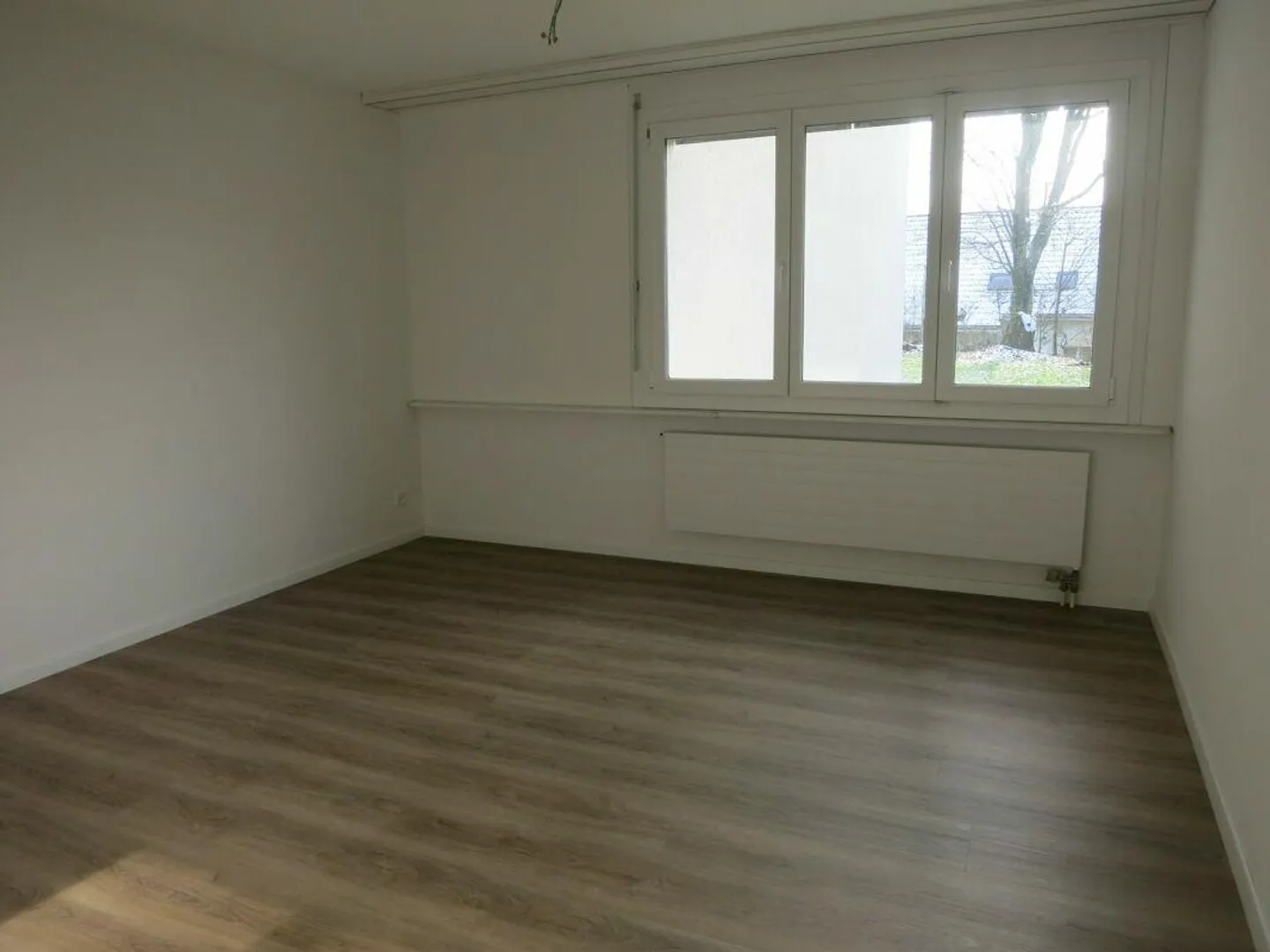 Appartamento 2.5 camere accogliente in una zona residenziale tranquilla - Foto 6 di 6