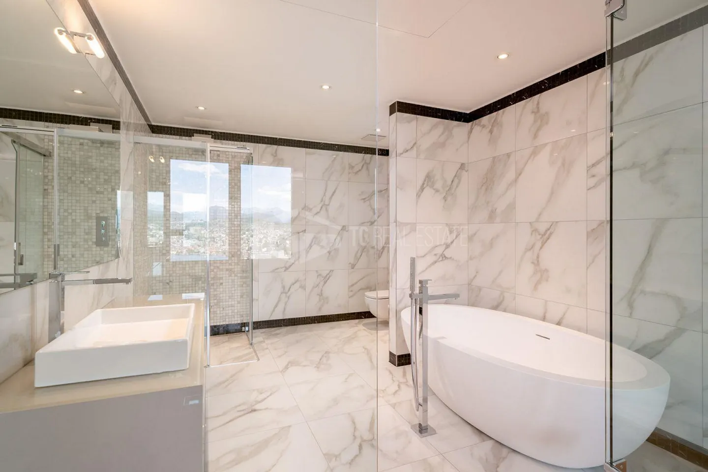 Exklusives Apartment mit Seeblick - Foto 9 von 16