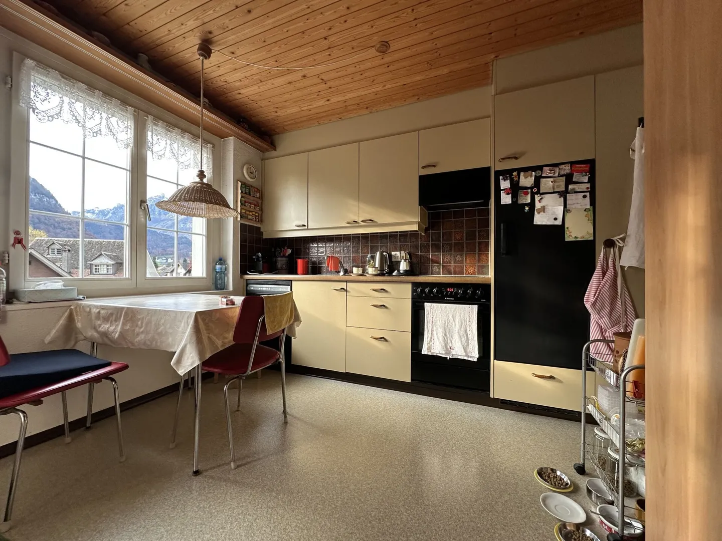 Casa plurifamiliare con 4 appartamenti e complesso di garage con 4 garage - Foto 13 di 16