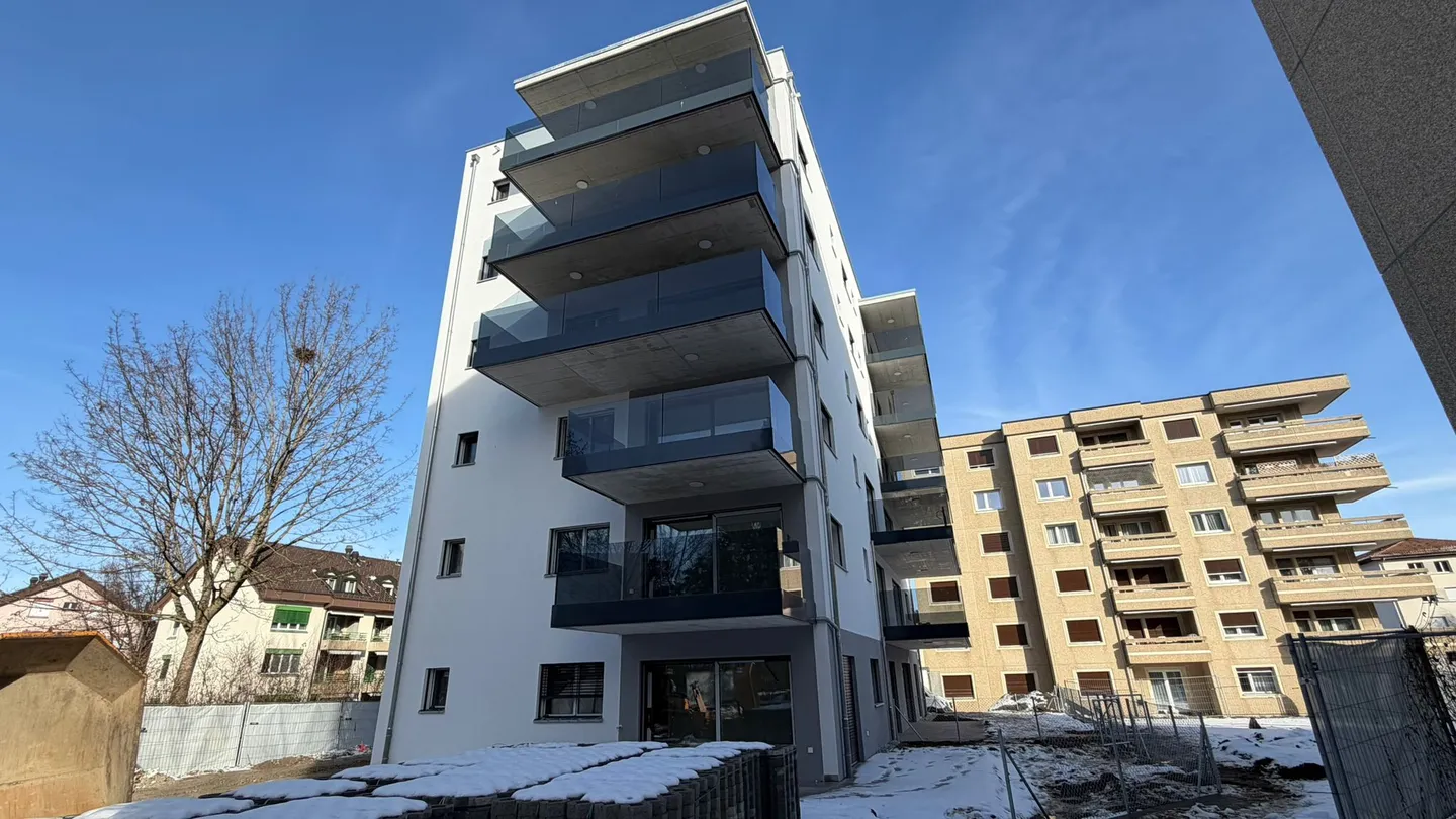 Apartment for rent - Photo 1 of 6