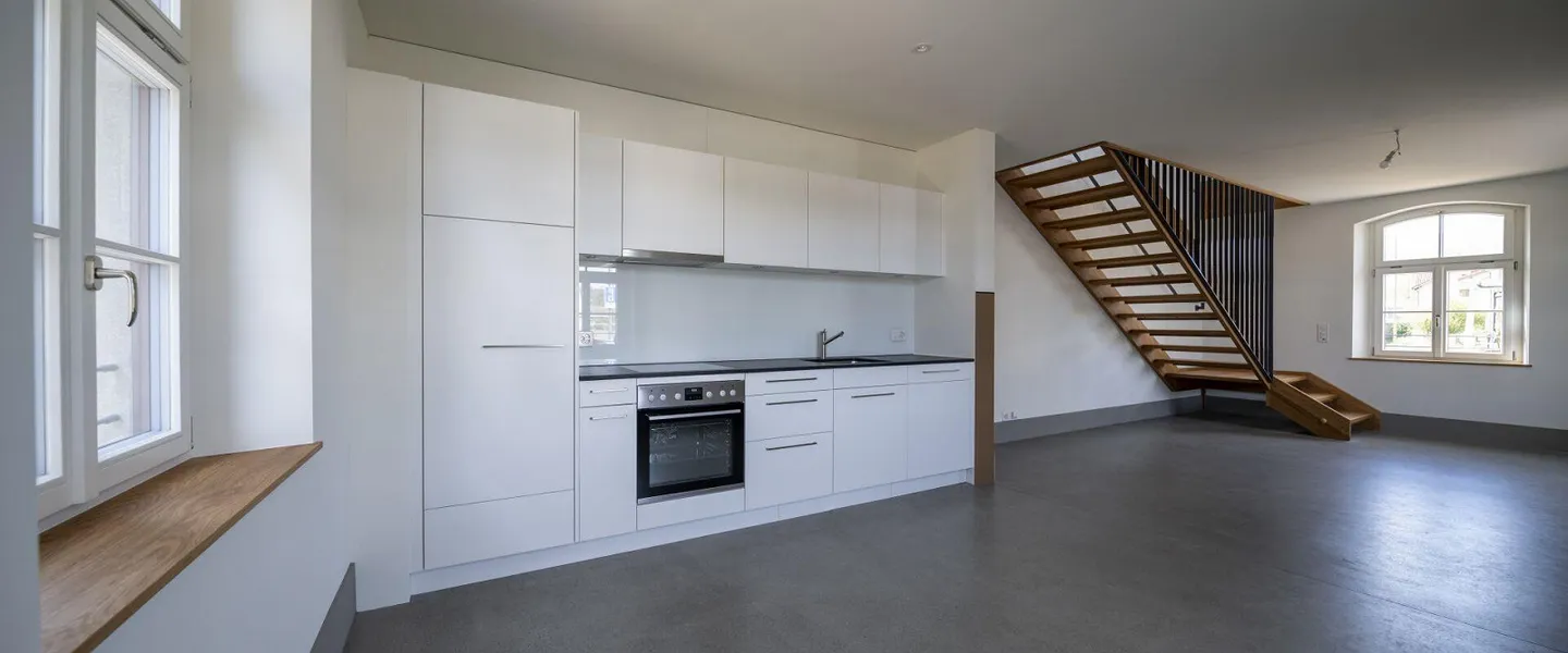 Incantevole appartamento con 3 camere in posizione centrale a Laufen - Foto 2 di 8