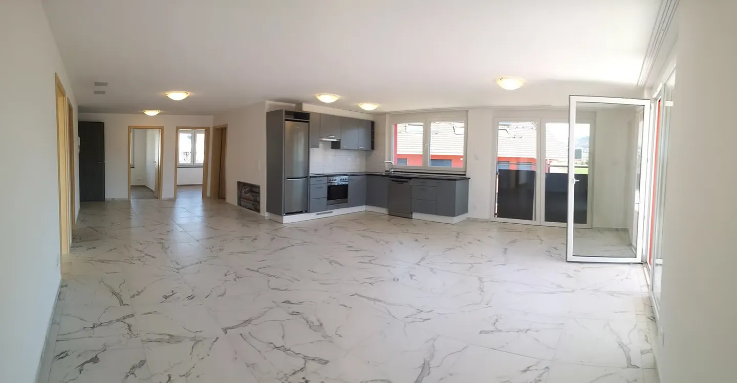 Appartement moderne avec balcon couvert - Photo 3 sur 18