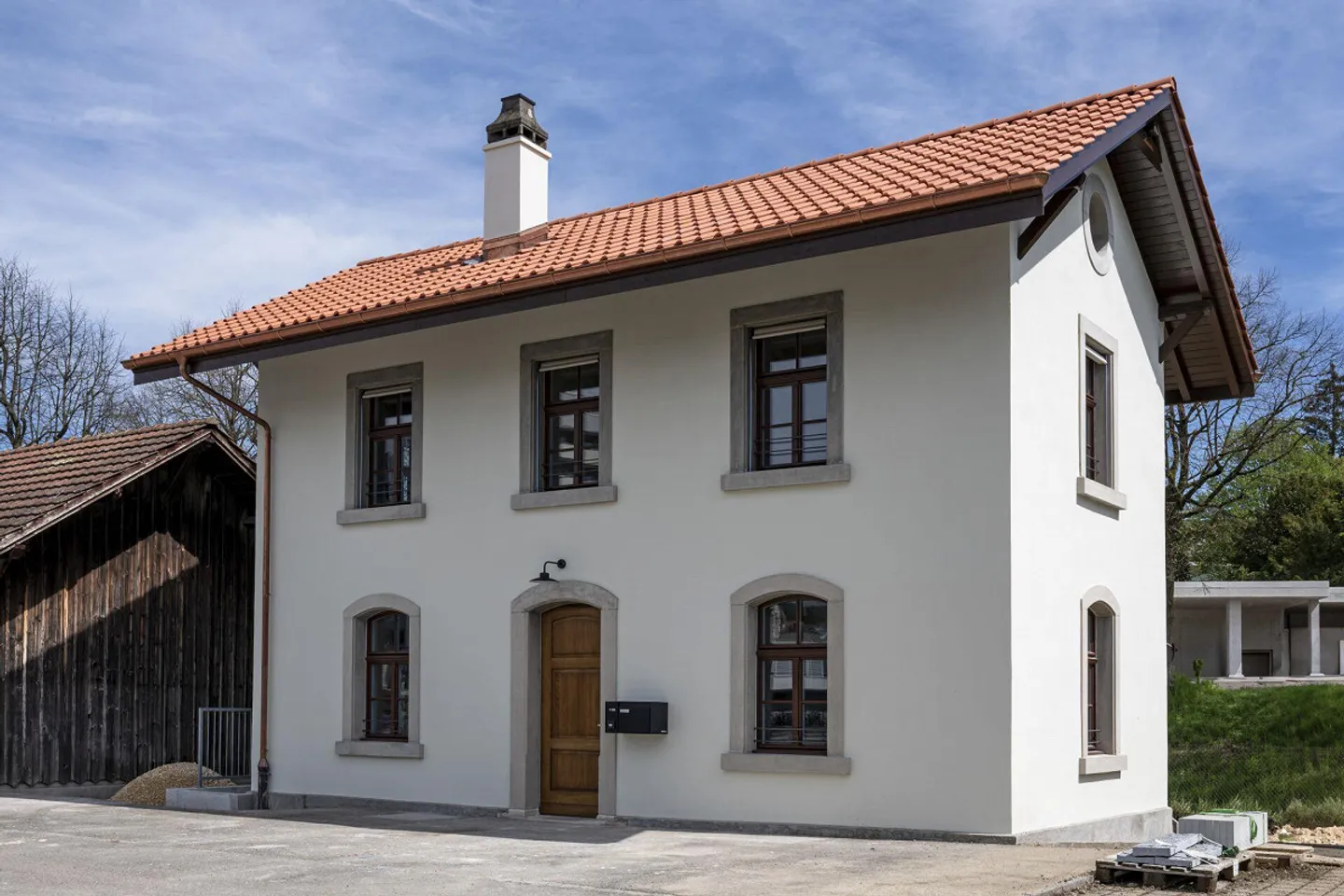 Incantevole appartamento con 3 camere in posizione centrale a Laufen - Foto 1 di 8