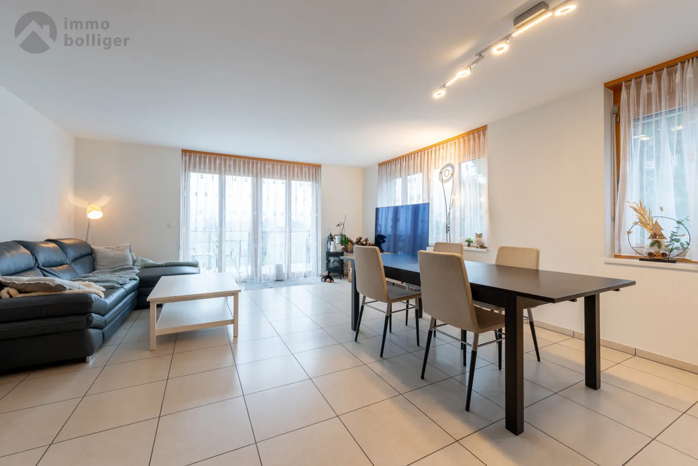 Two-family house with a certain something! - Photo 10 of 16