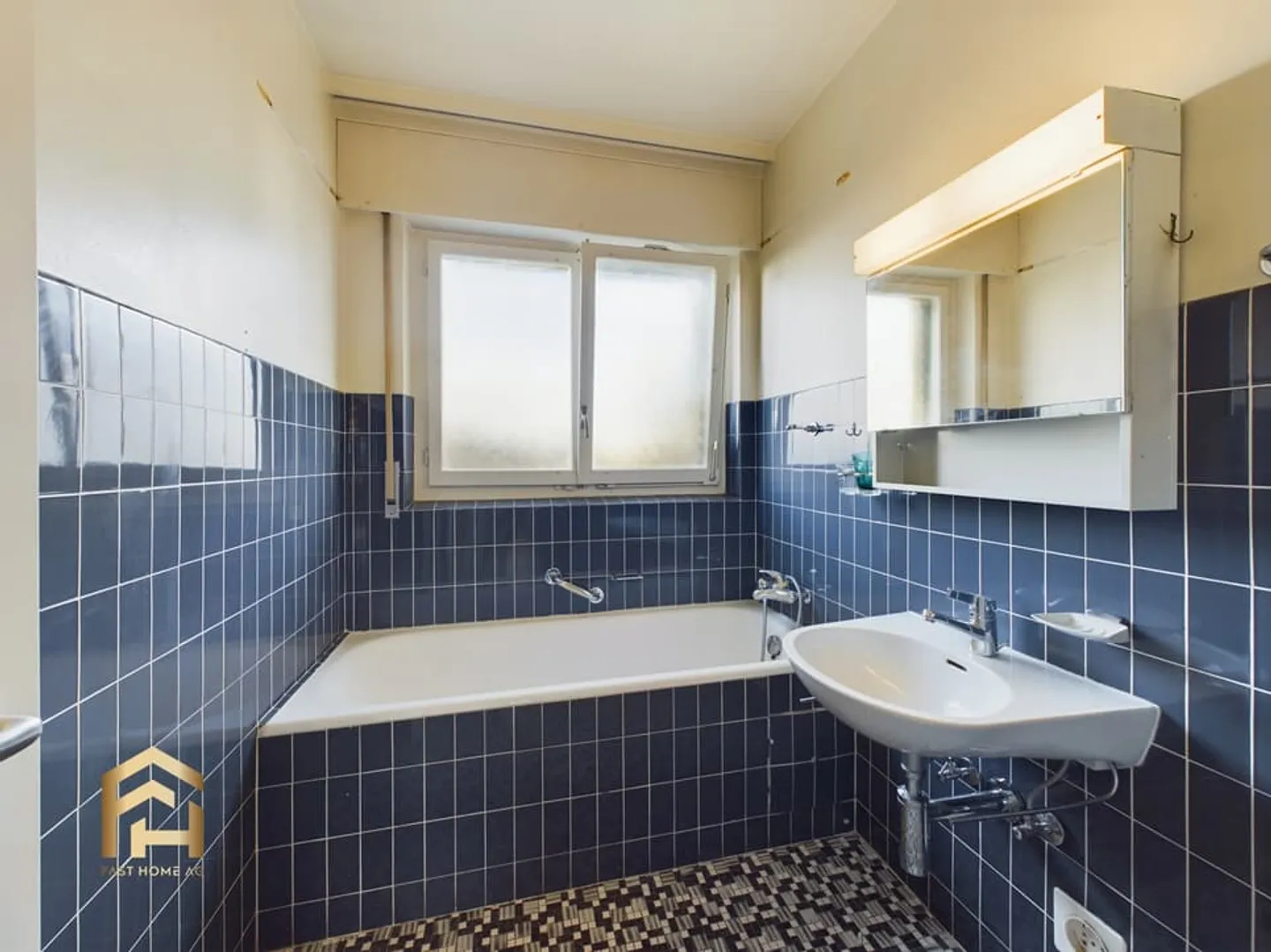 Central 4.5-room apartment with great potential - Photo 10 of 13