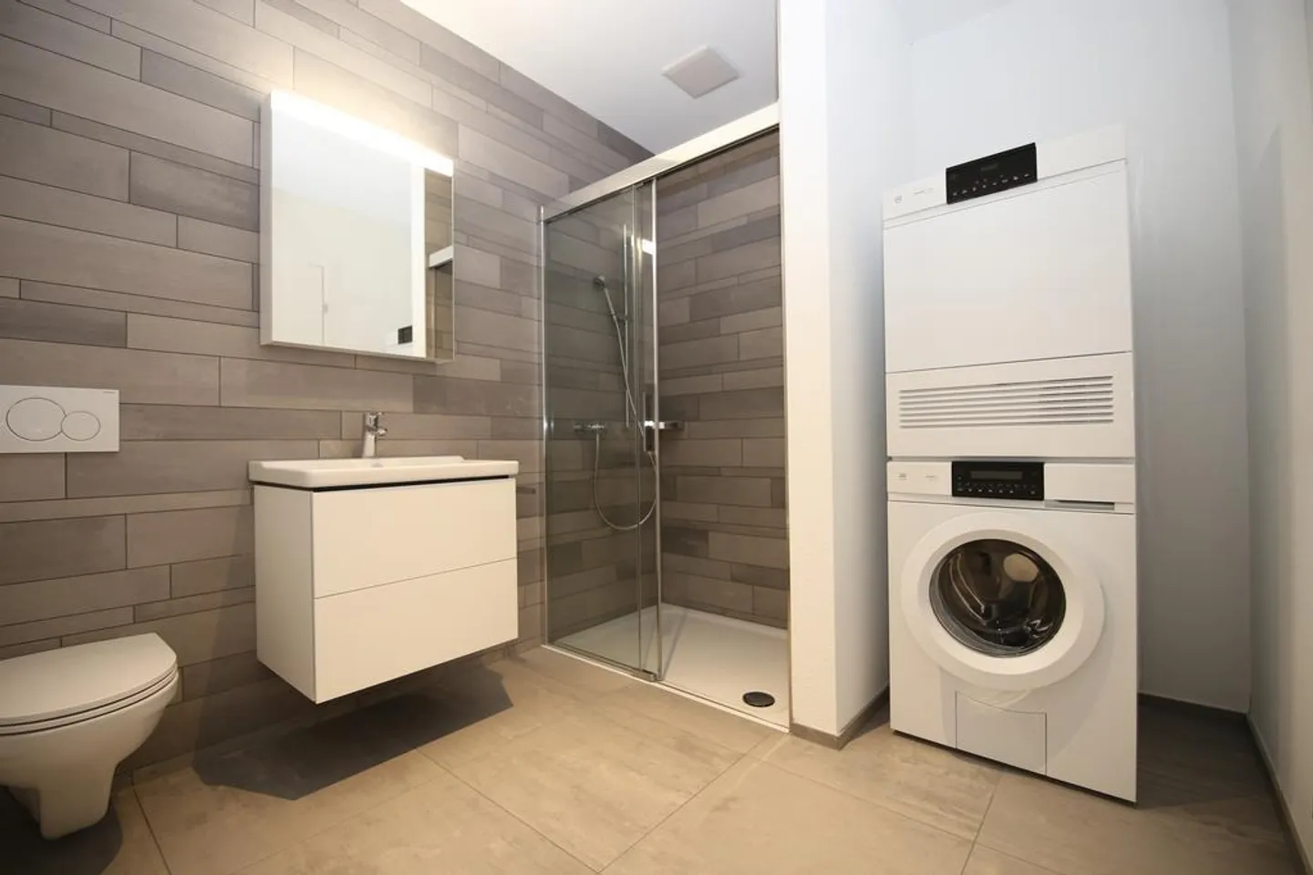 Modernes Wohnen im Herzen von Zug - Foto 7 von 8