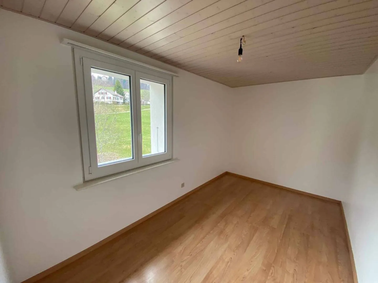 Appartamento 3.5 camere affascinante - Foto 11 di 13