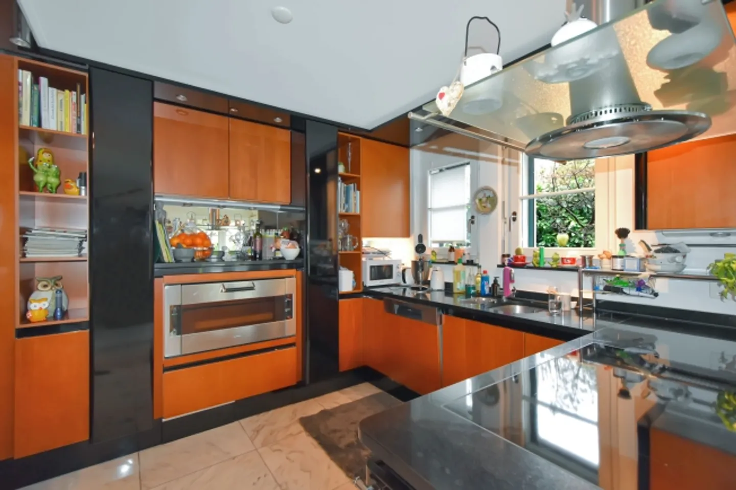 Appartement de jardin 4.5 pièces avec bien-être privé et grand jardin - Photo 1 sur 13