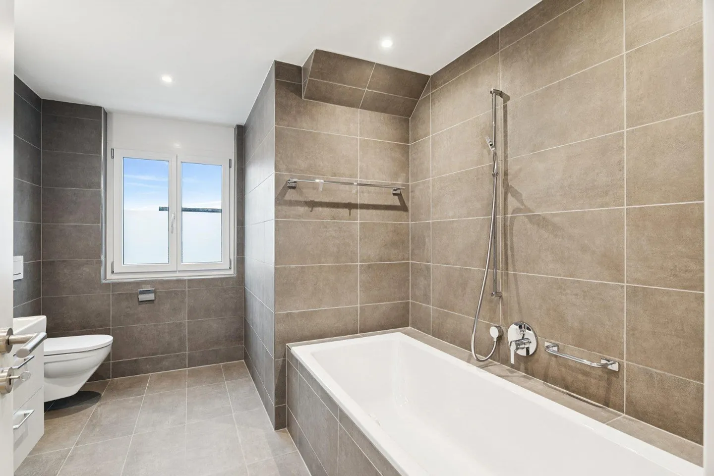 Welcome to your new home! - Winter promotion* - Photo 6 of 12