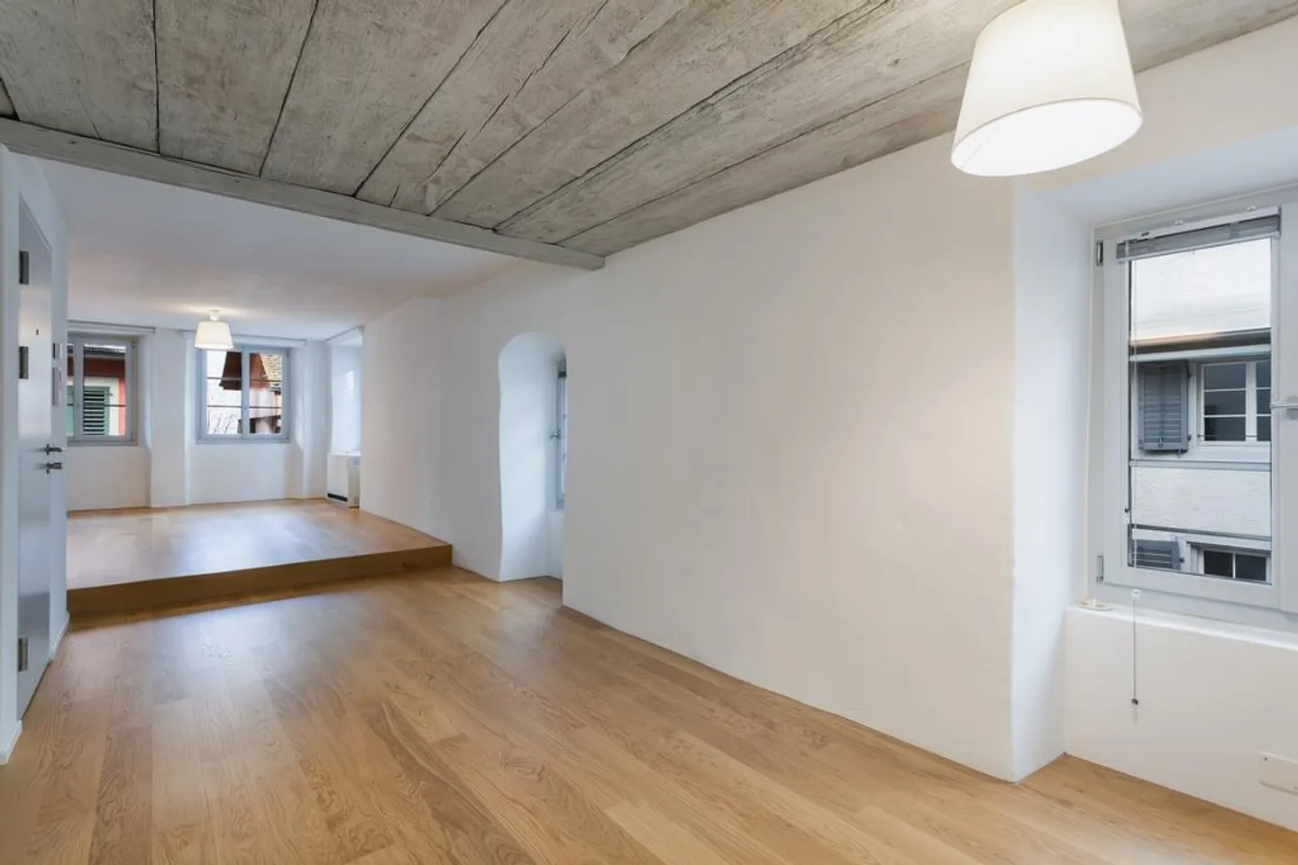 Live and enjoy life in the picturesque old town of Zug - Photo 5 of 11