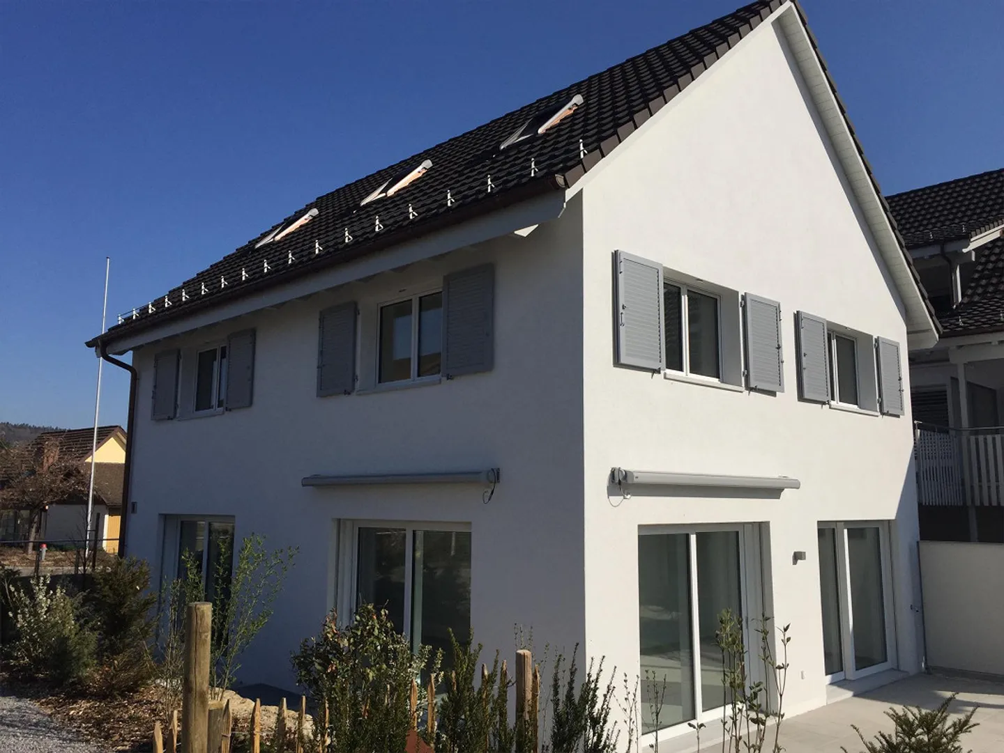 Opportunité unique - Grande maison individuelle au centre du village - Photo 1 sur 13