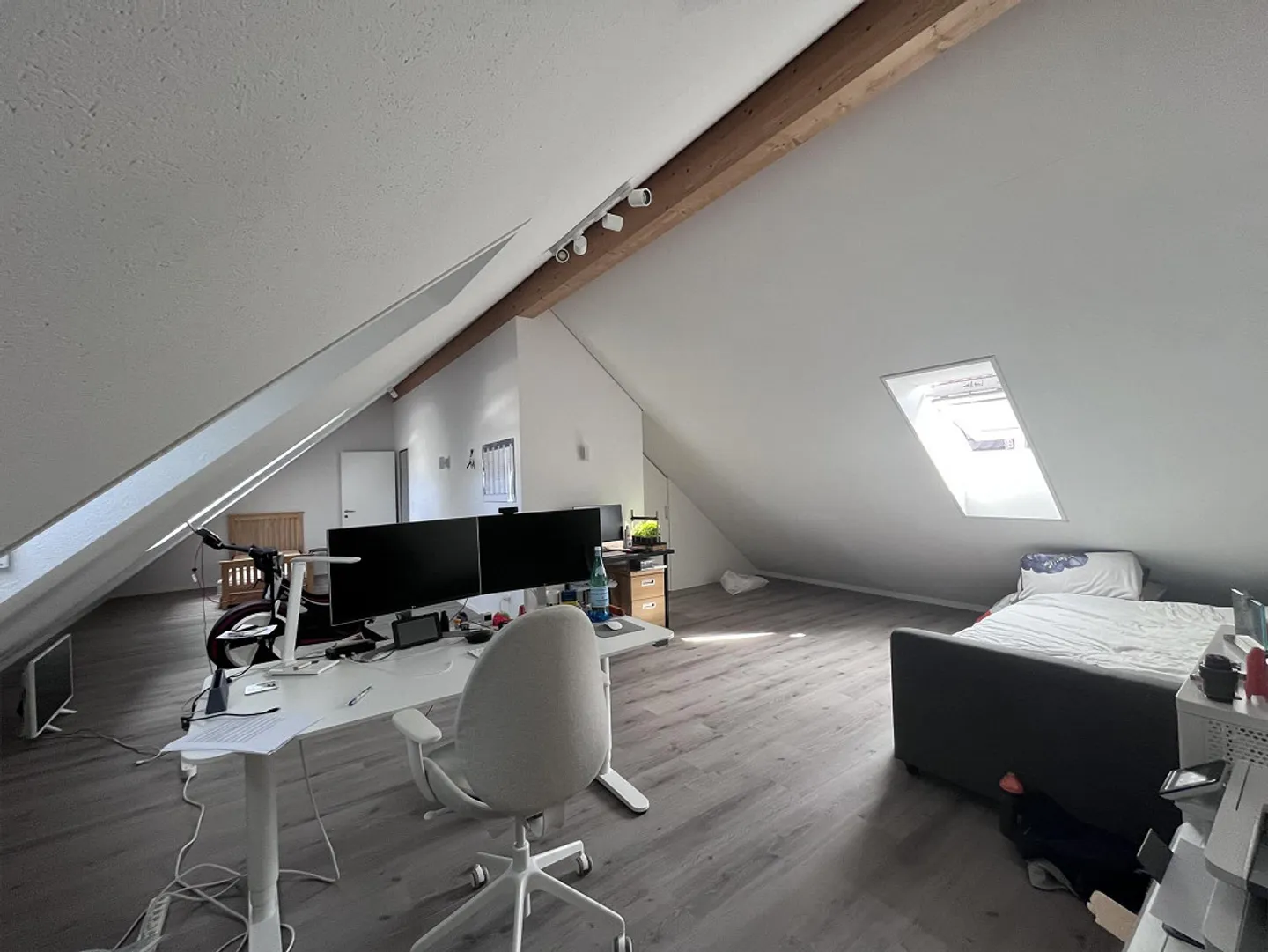 Opportunité unique - Grande maison individuelle au centre du village - Photo 12 sur 13
