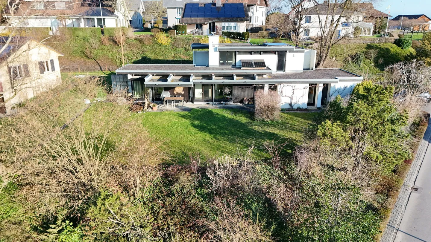 Maison individuelle de 5,5 pièces - Photo 2 sur 14