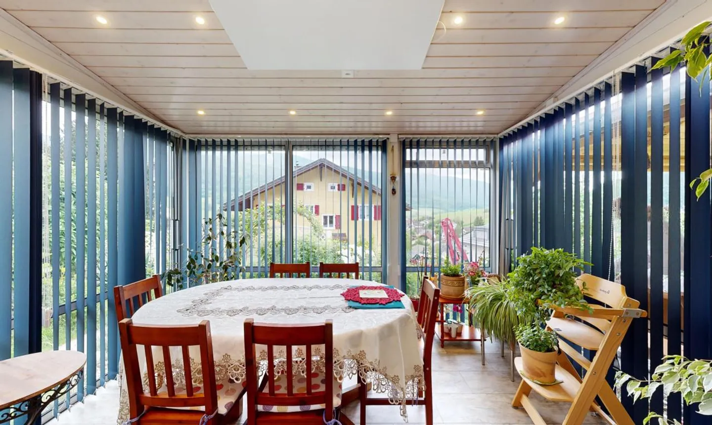 Casa unifamiliare idilliaca con giardino d'inverno e vista panoramica - Foto 9 di 13