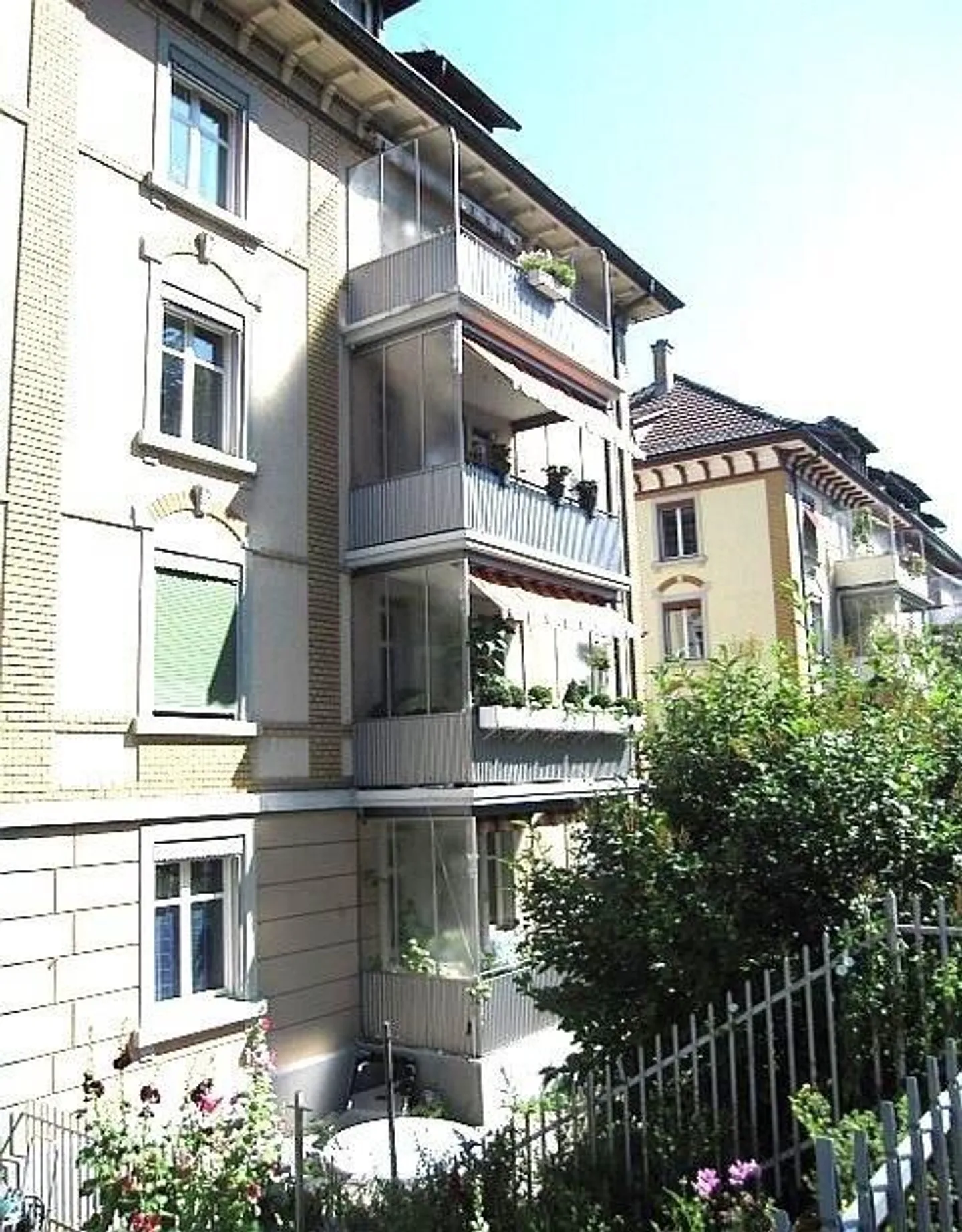 10 minutes walk from the center - Photo 2 of 3