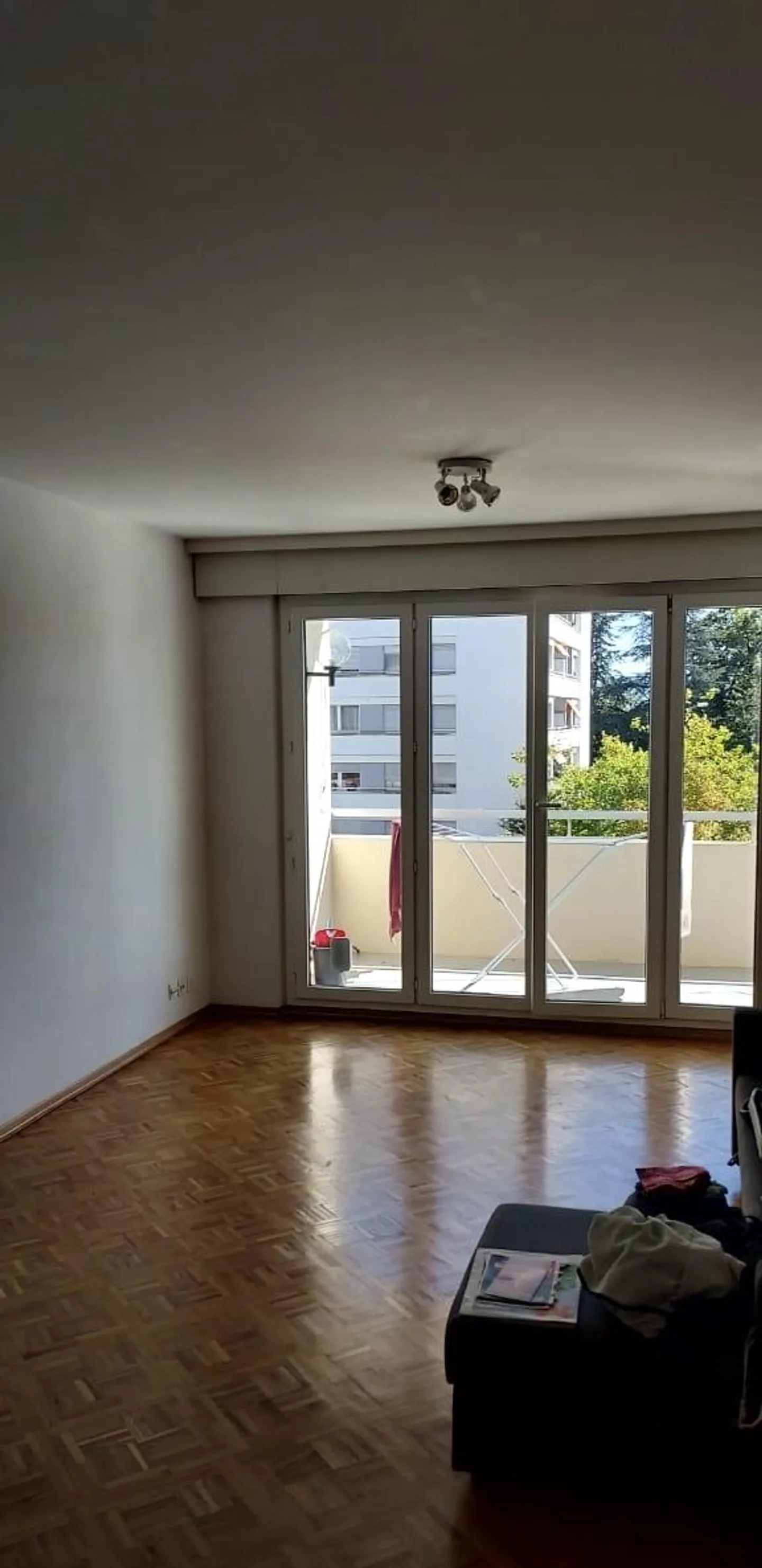 Spacious 5-room apartment with balcony - Photo 3 of 9