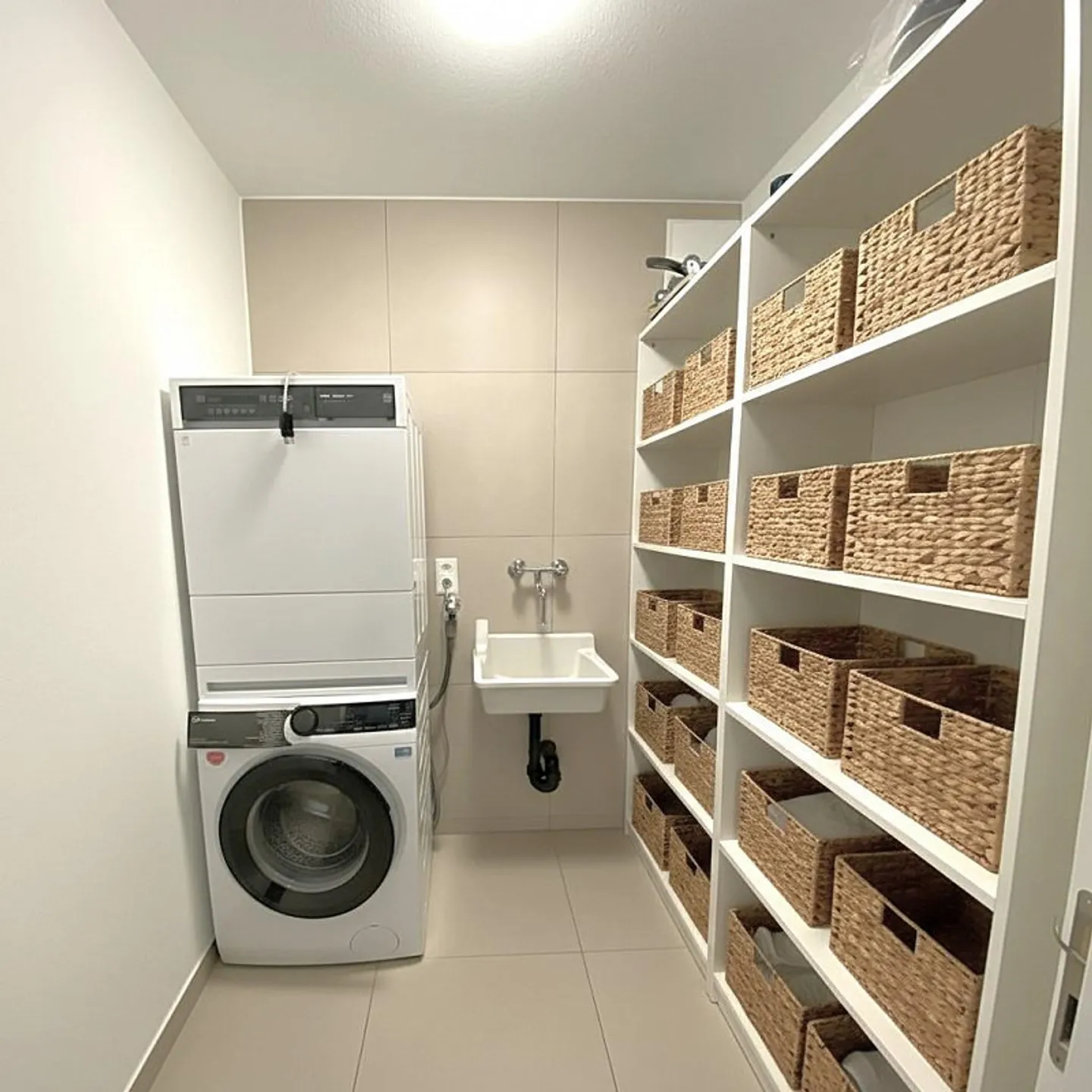 Like-new high-end penthouse apartment – 5.5 rooms on 194 m2 - Photo 12 of 18