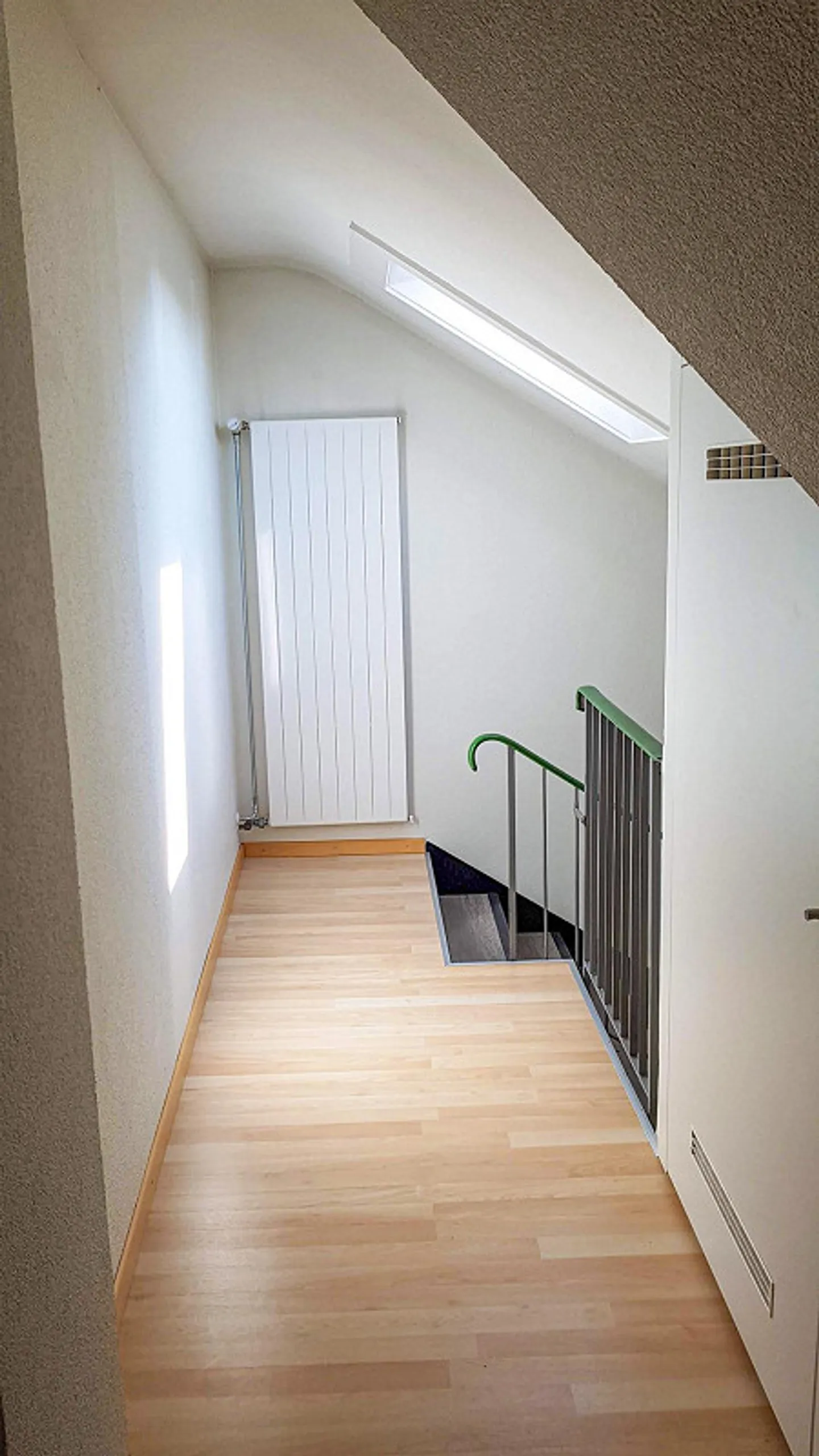 Charmante appartement sous les toits de 3 pièces au cœur de la vieille ville - Photo 7 sur 15