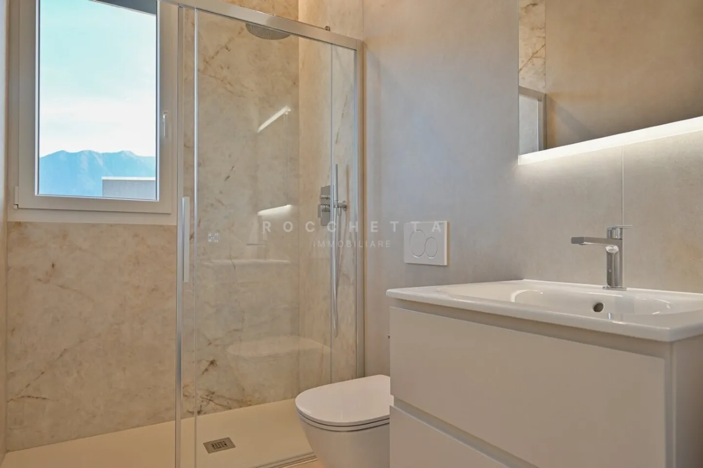 Residenza La Perla - Eleganza e Comfort in una Posizione Privilegiata - Foto 11 di 15