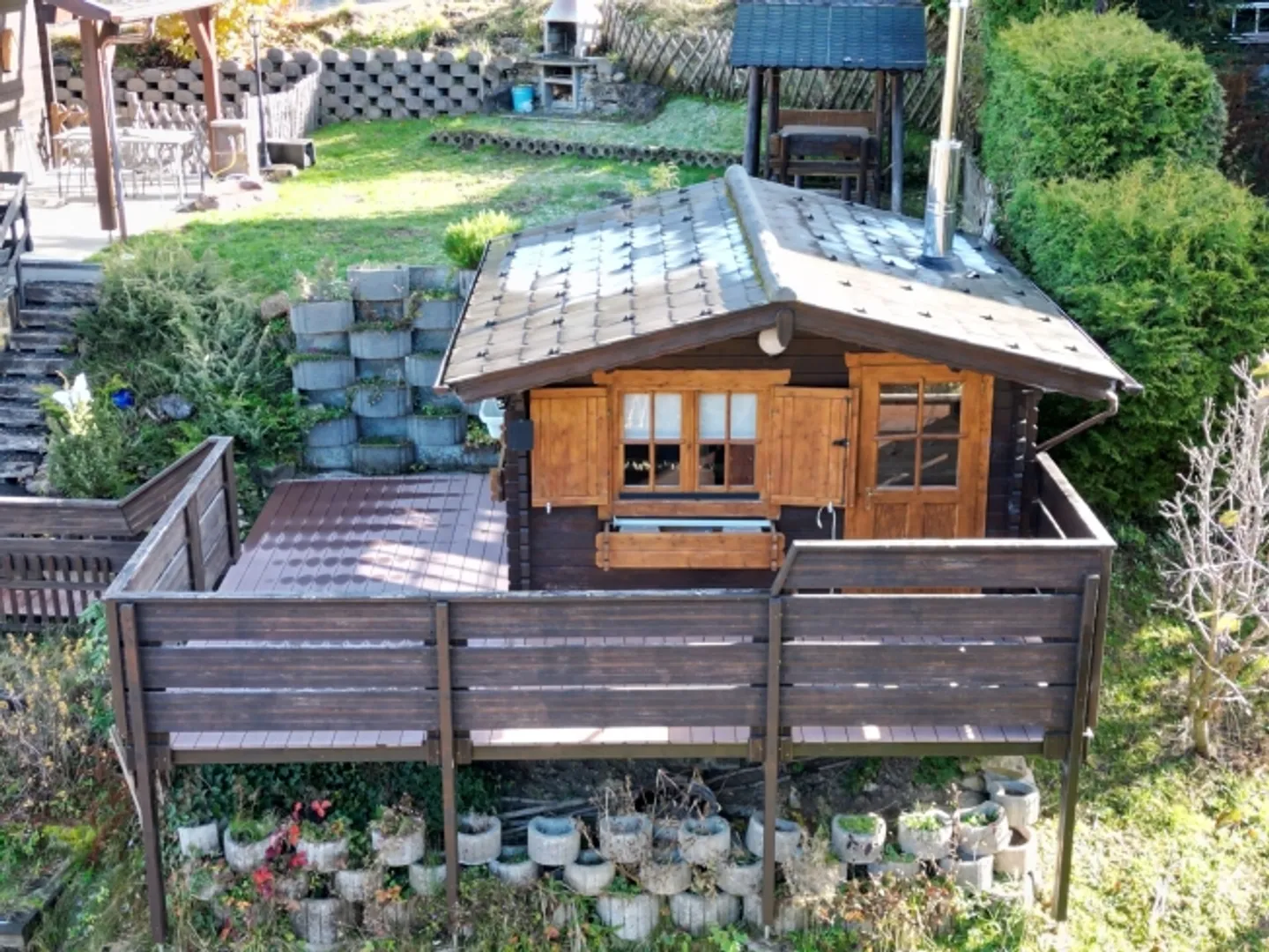 «Chalethaus mit Einliegerwohnung und Wellnessoase» - Foto 2 von 16