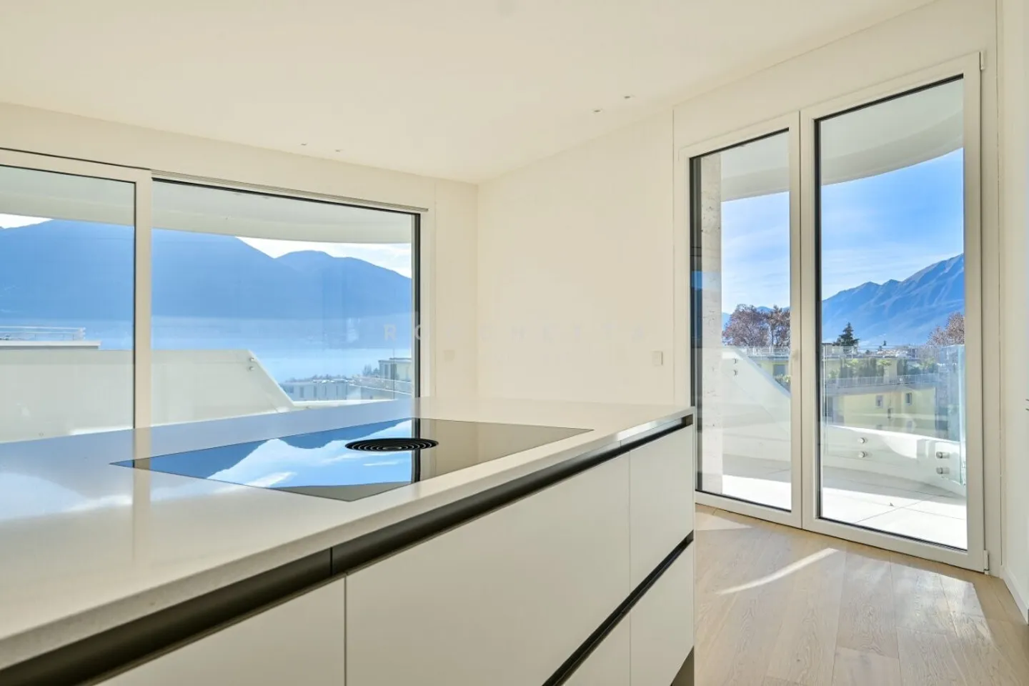 Residenza La Perla - Eleganza e Comfort in una Posizione Privilegiata - Foto 5 di 15