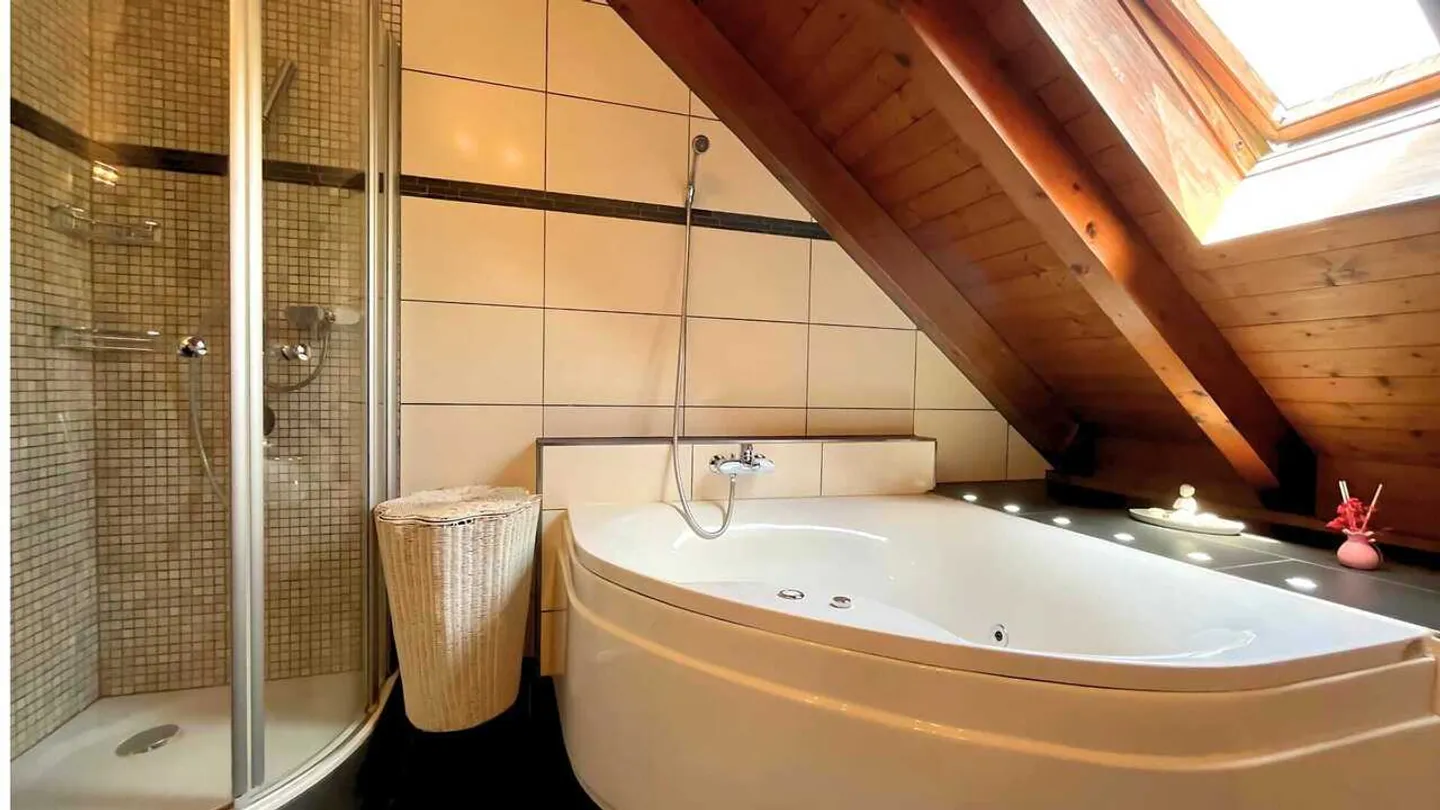 Corner townhouse with workshop possibility in Gebenstorf, 6.5 rooms - Photo 4 of 13