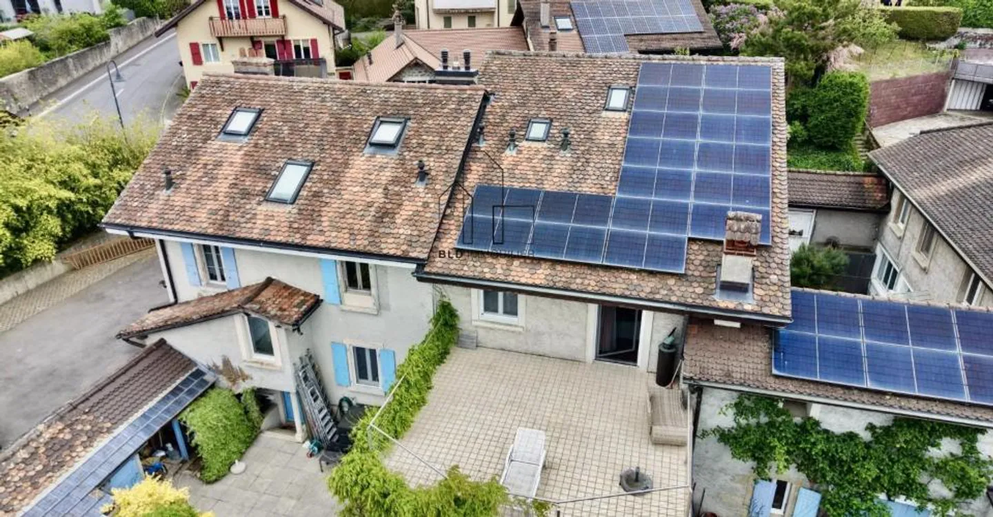 Landhaus mit 2 unabhängigen Wohnungen - Foto 2 von 12