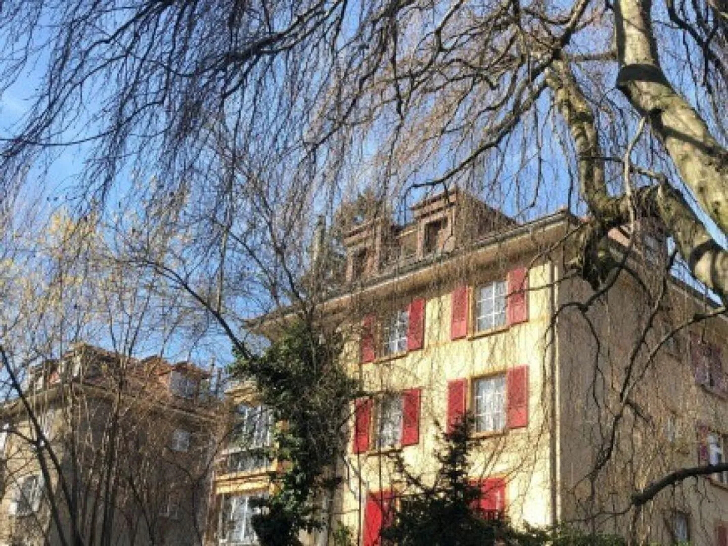 Appartement sous les combles de 2 1/2 pièces avec belle vue - Photo 13 sur 13