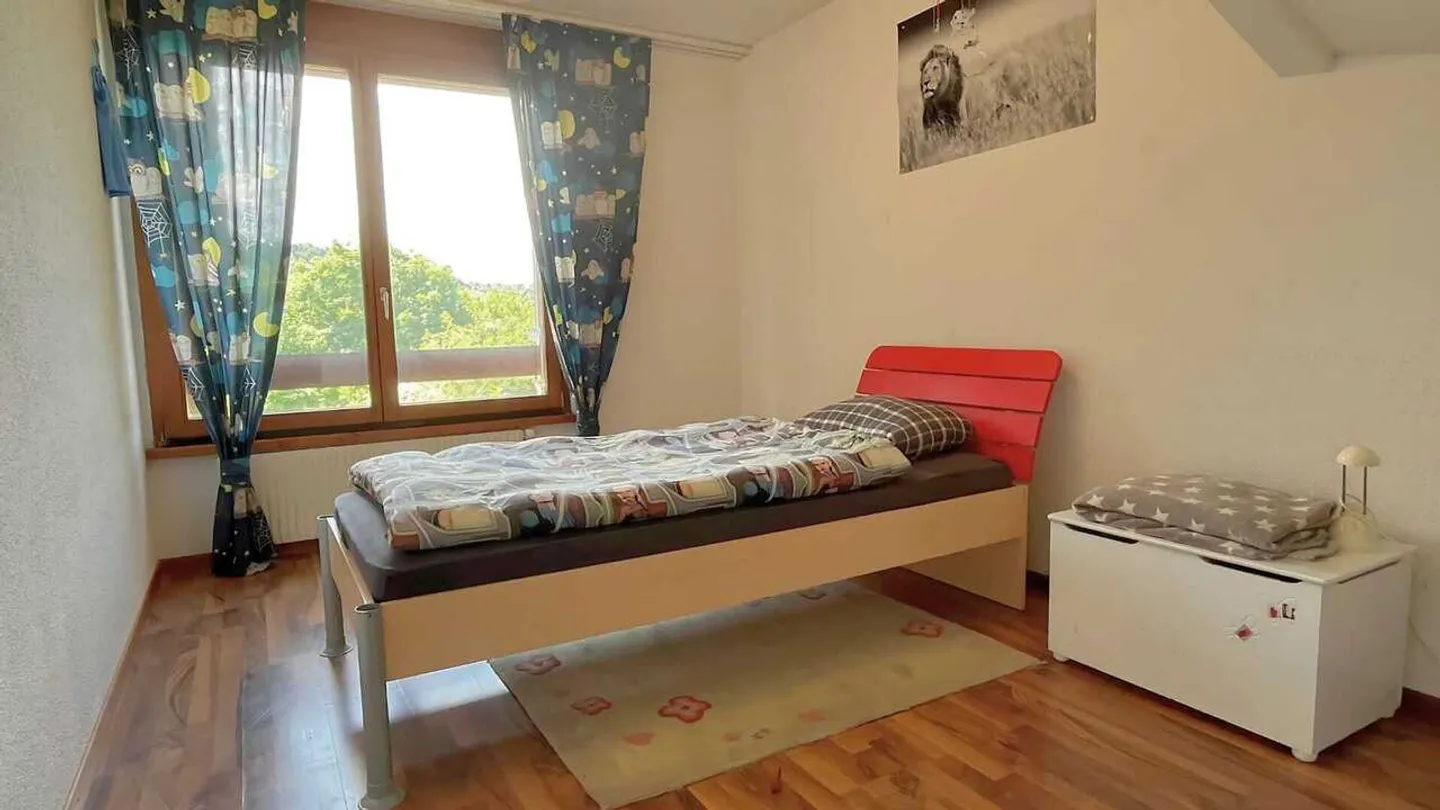 Corner townhouse with workshop possibility in Gebenstorf, 6.5 rooms - Photo 8 of 13