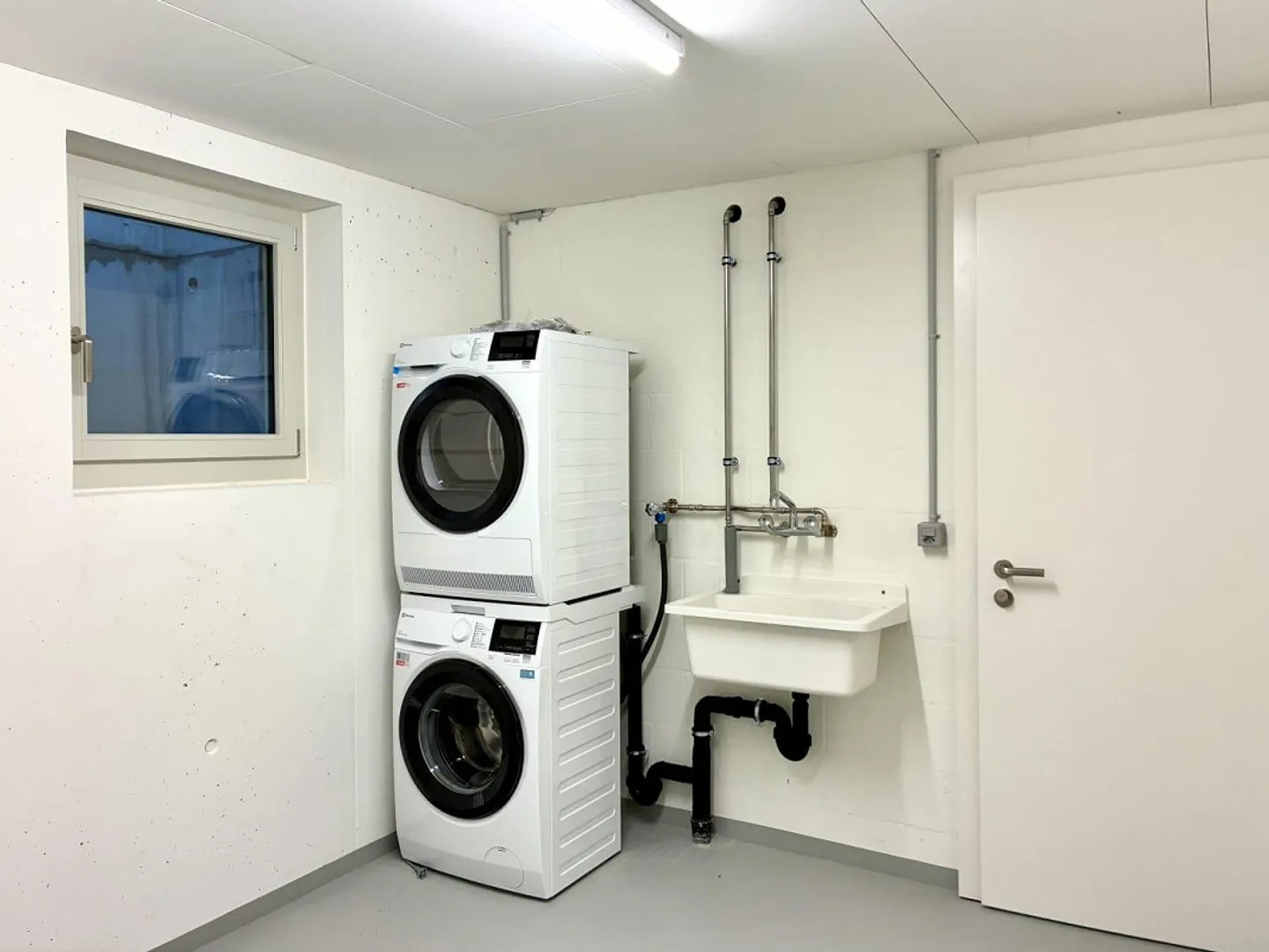 Moderno appartamento di 3,5 stanze in mezzo al verde - Alpnach Dorf - Foto 15 di 18