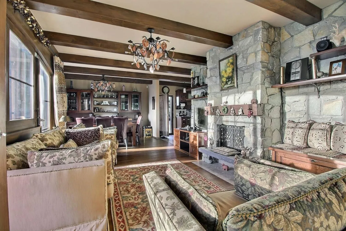 Chalet con 7 camere ad Anzère - Foto 1 di 13