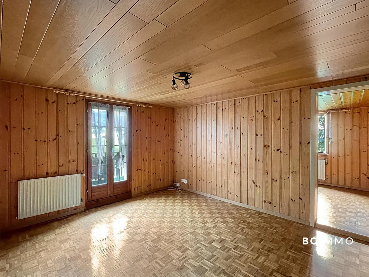 Zu renovierendes Apartment auf der gesamten obersten Etage | Exklusivität... - Foto 2 von 5